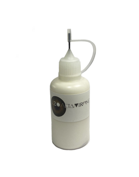 Dispenser with liquid Latex.