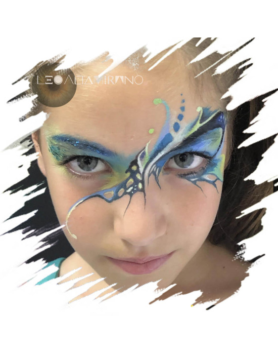 Professional makeup services for individuals in Barcelona